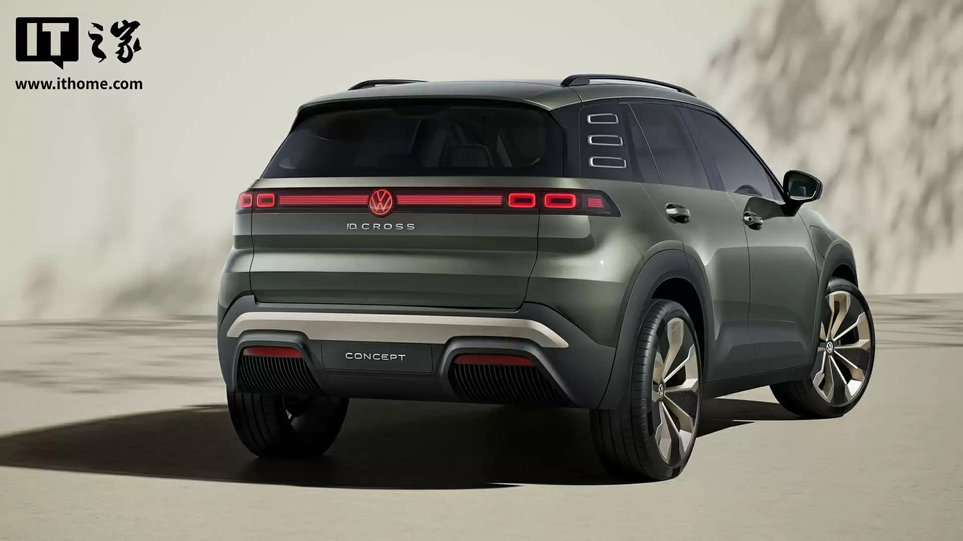 大众 ID. Cross 概念车亮相：定位入门电动 SUV，明年量产