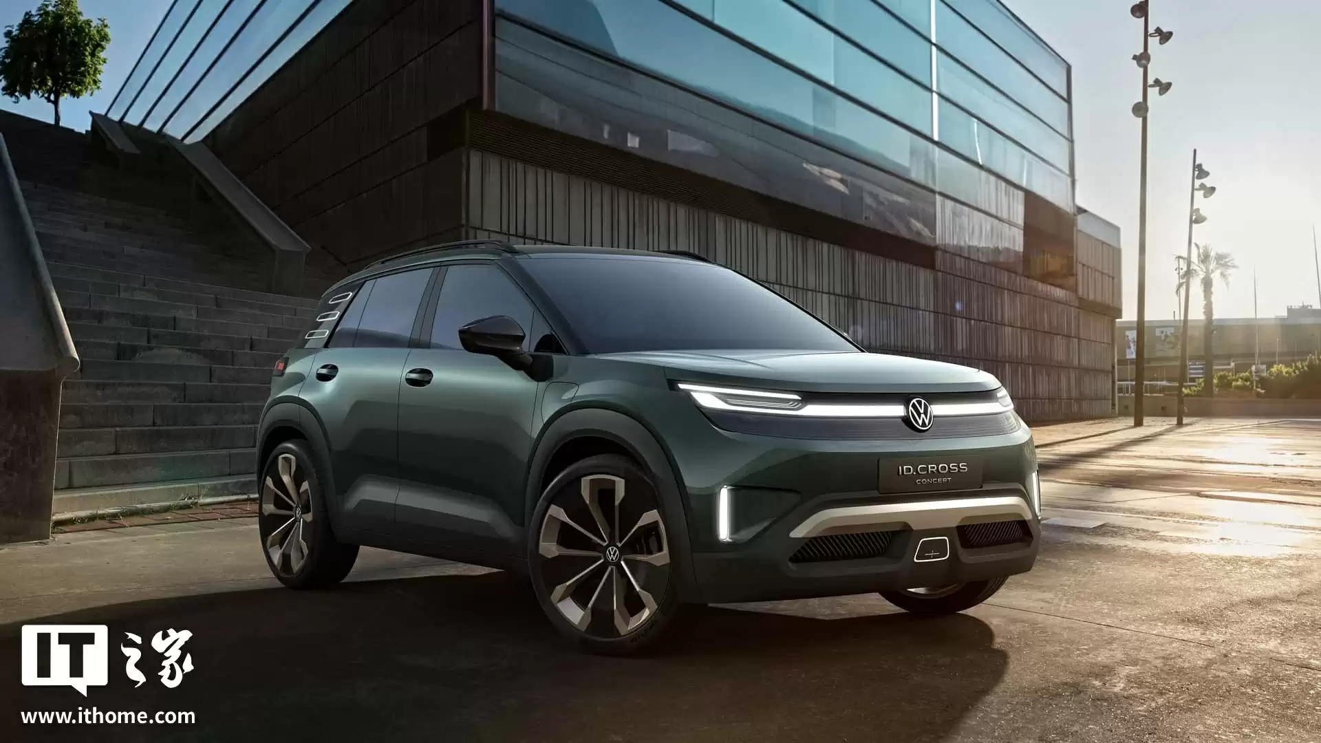 大众 ID. Cross 概念车亮相：定位入门电动 SUV，明年量产