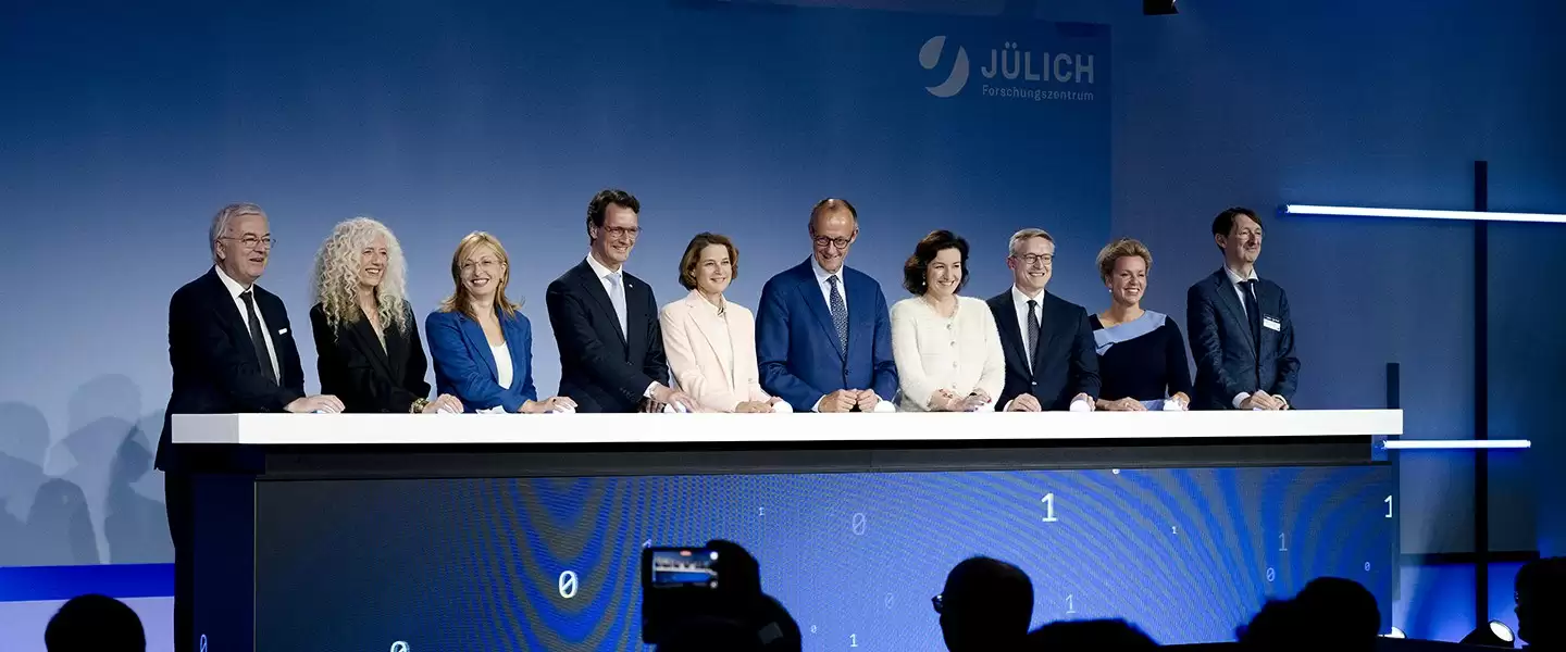 欧洲首座 E 级超级计算机 JUPITER 在德揭幕启用