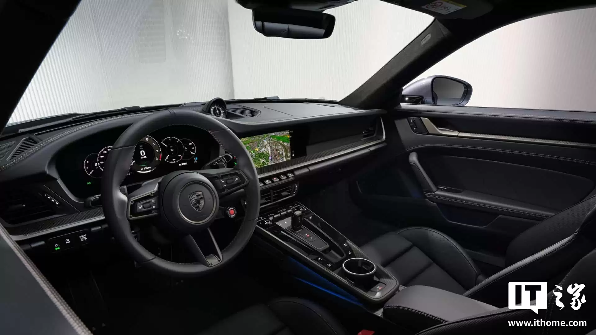 史上最强 911：2026 款保时捷 911 Turbo S 发布，混动系统加持、272.8 万元起