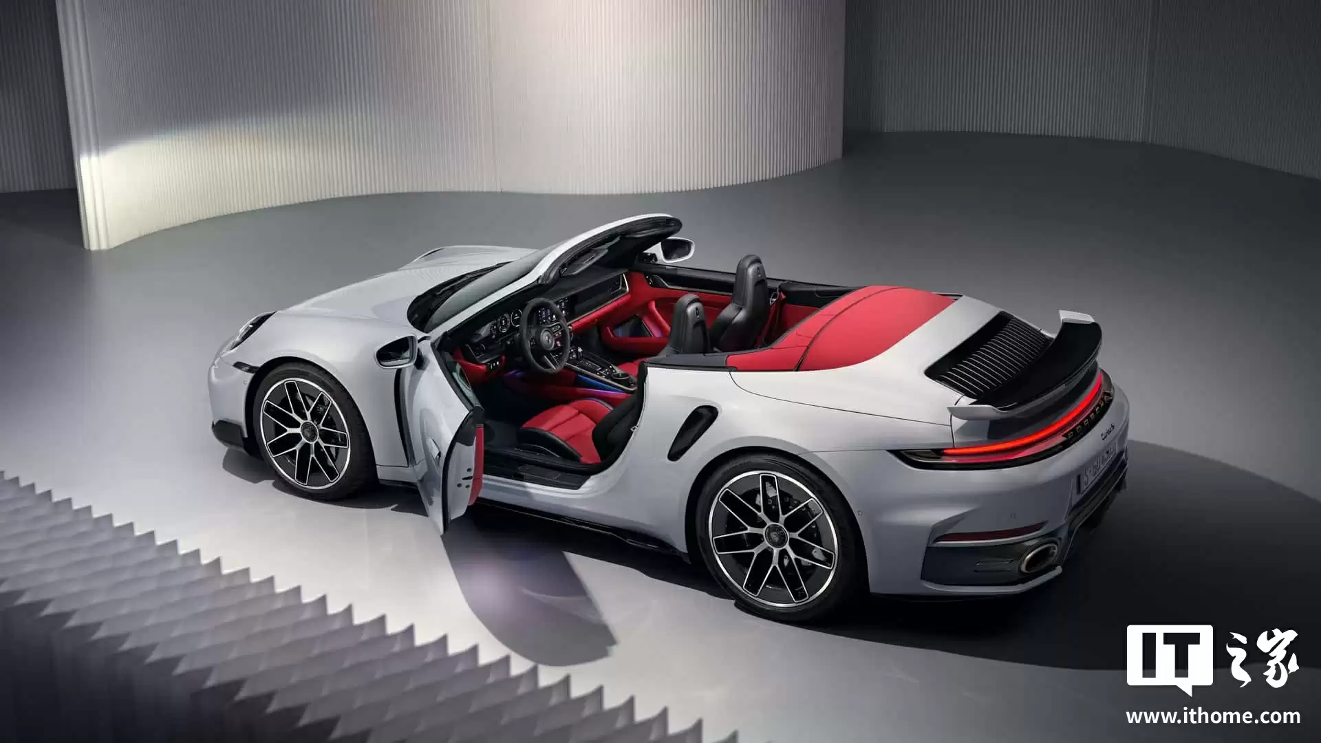 史上最强 911：2026 款保时捷 911 Turbo S 发布，混动系统加持、272.8 万元起