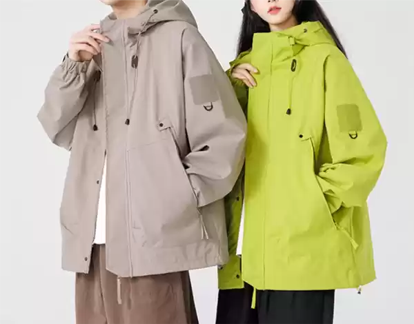 轻薄、防泼水 猫人纯色冲锋外套大促 到手69.9元