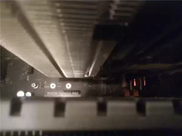 网友垃圾房捡到宝！一台GTX 1080+i7-7700主机：比在用主力机好太多