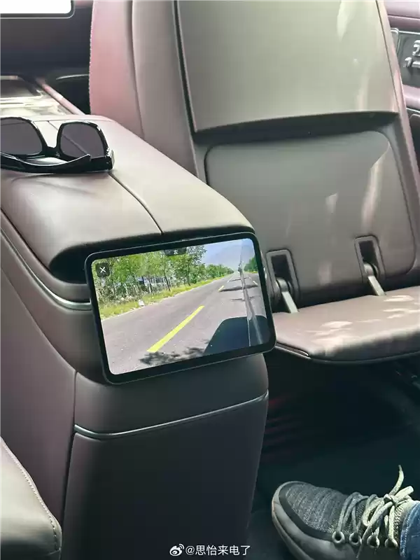 蔚来ES8预防开门杀新方案 网友:建议其它车企跟进