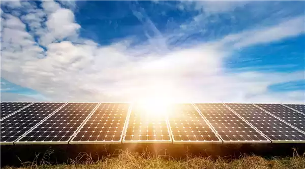 楼顶装太阳能板整栋楼癌症高发系谣言 专家实测辟谣