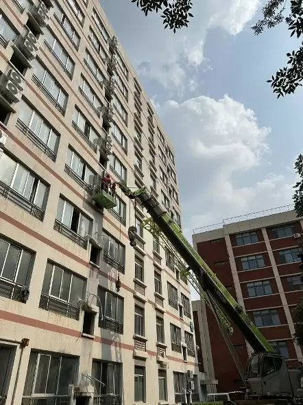 京东联动空调品牌启动“学生宿舍空调换新”工程 首个工程单落地