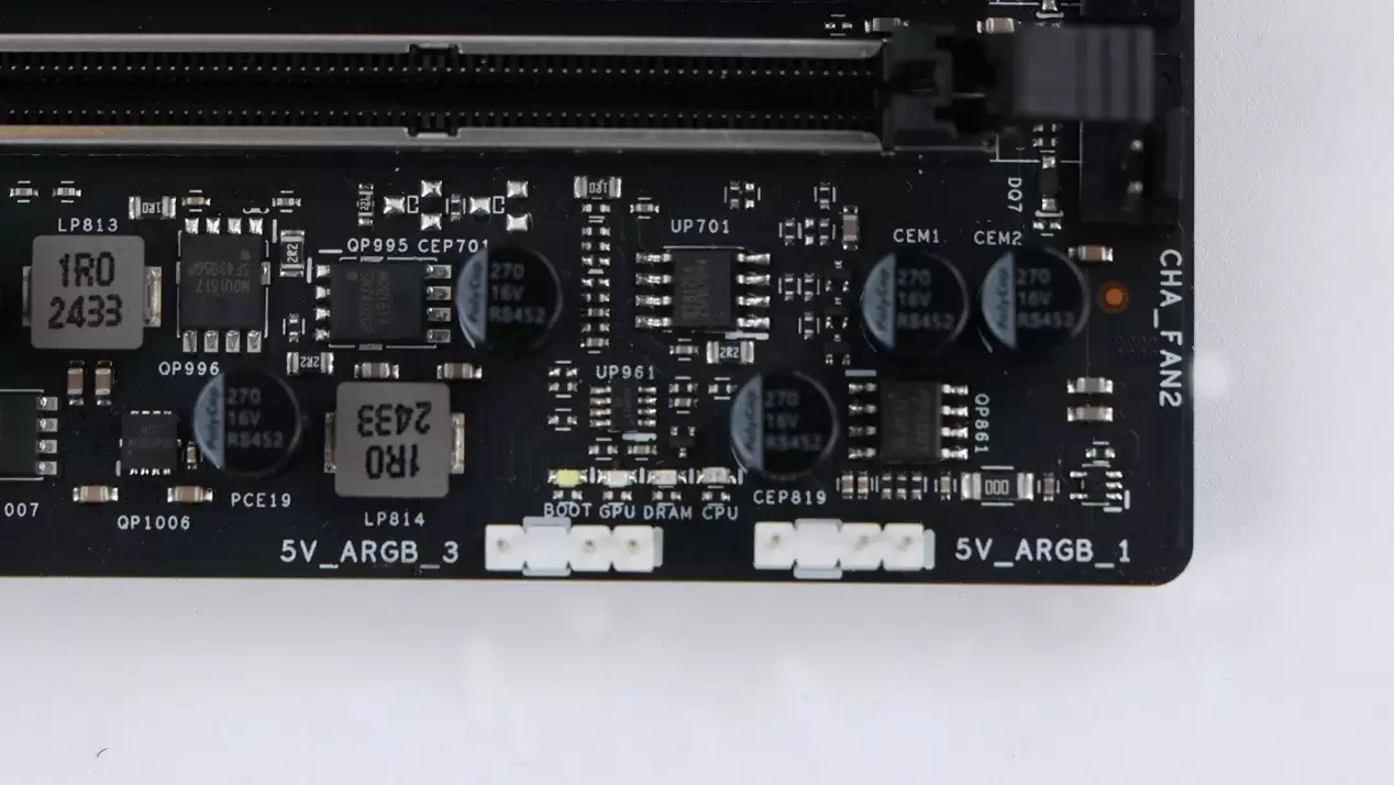 影驰联盟B860M WiFi黑武士主板开箱