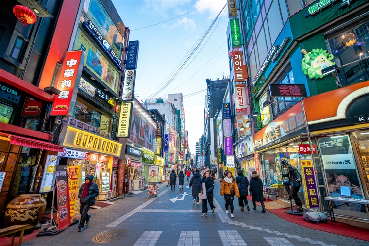 重磅消息！韩国：对中国团体游客试行免签，最长可停留15天【附出入境旅游行业市场分析】