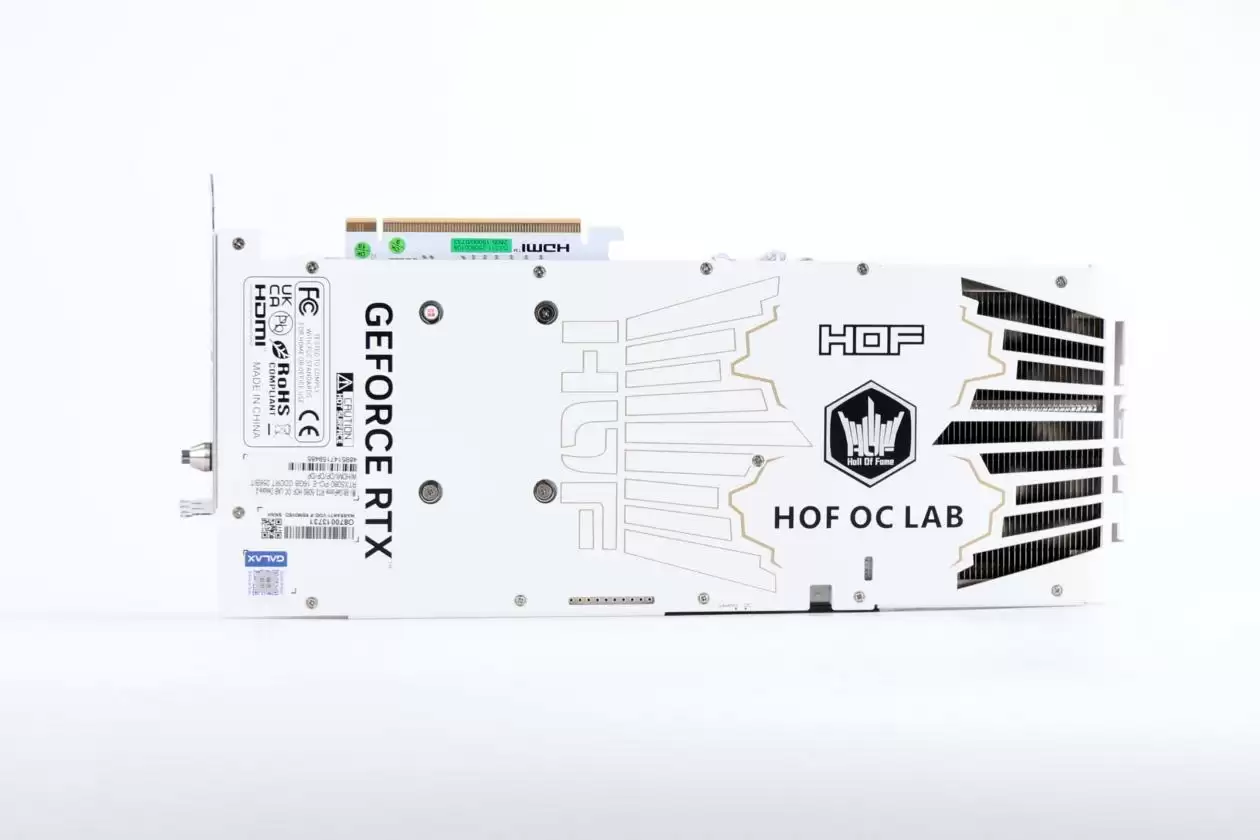 影驰RTX5080 HOF OC LAB Deluxe-X 开箱 纯白旗舰，王者归来