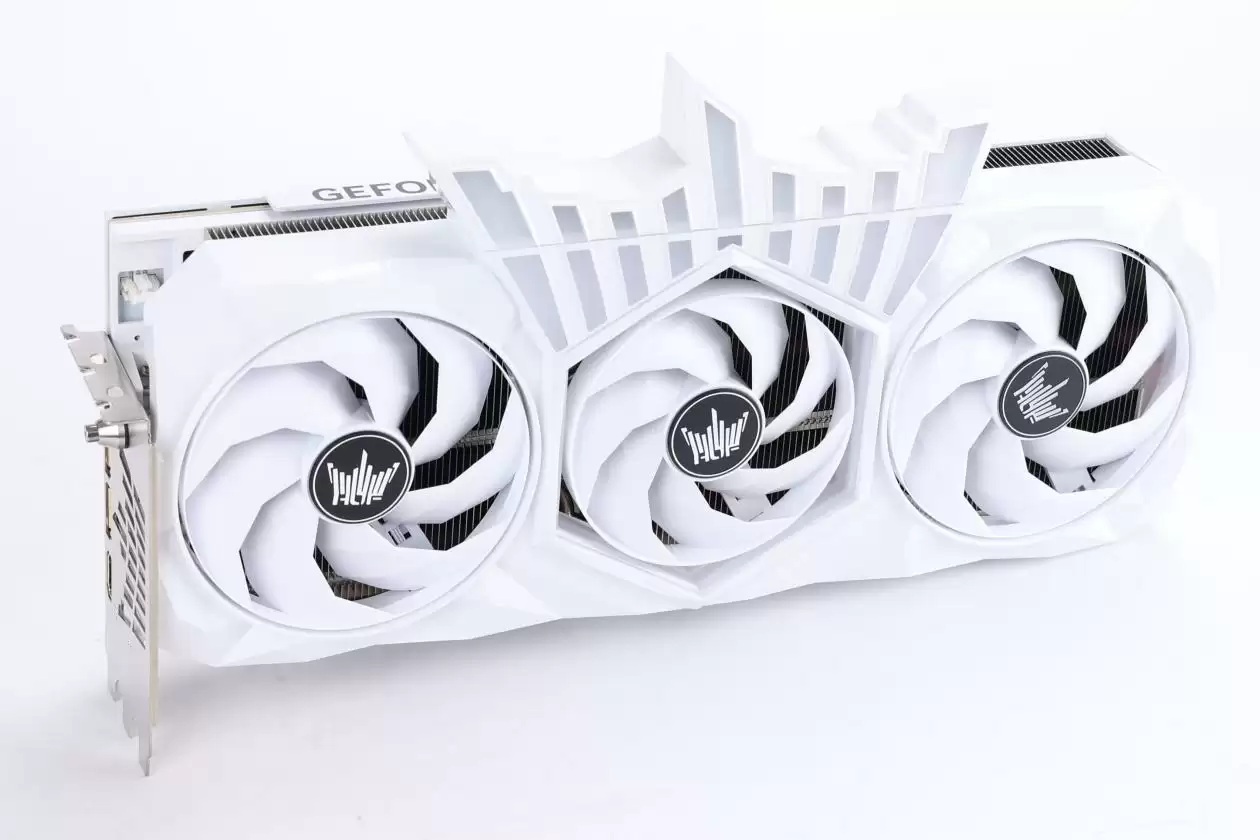 影驰RTX5080 HOF OC LAB Deluxe-X 开箱 纯白旗舰，王者归来