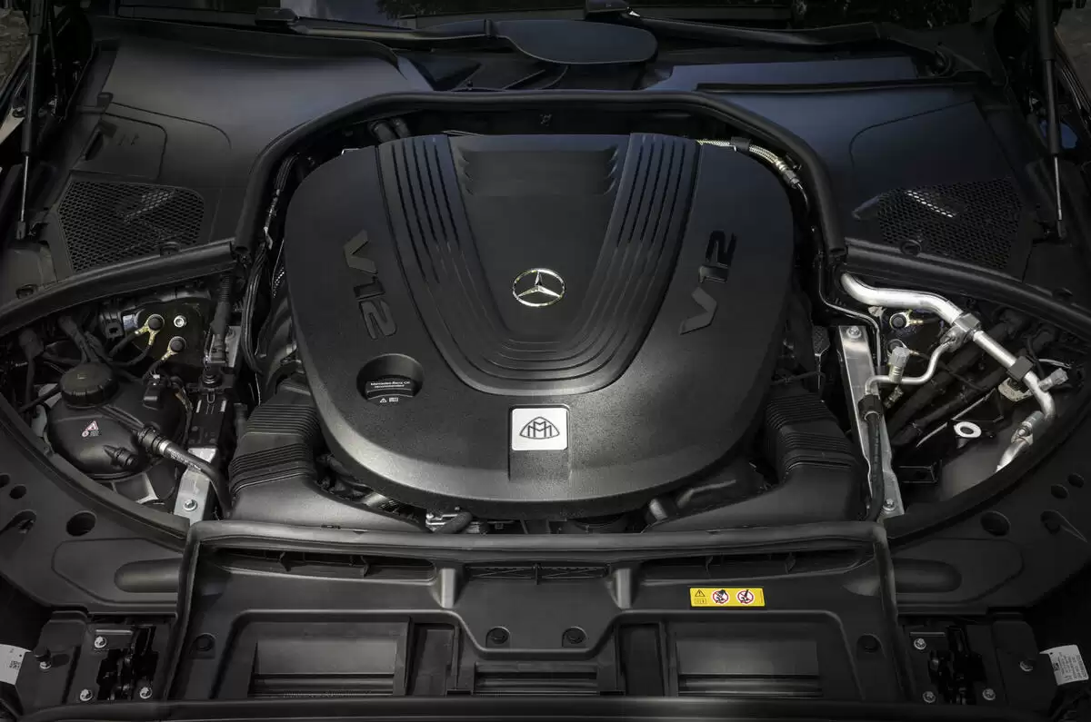 欧 7 法规阴影下“续命”:奔驰确认未来将继续提供 V12 发动机