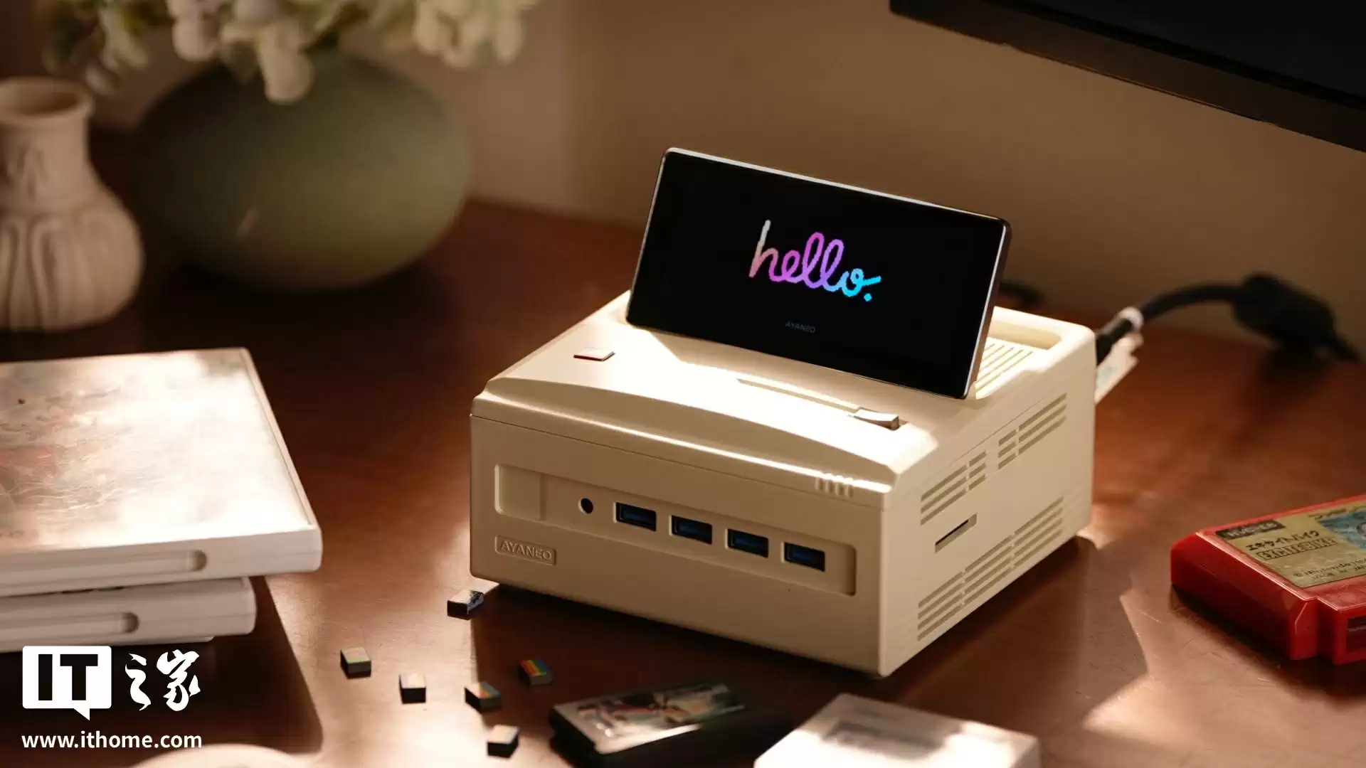 准系统 4499 元起：AYANEO Retro Mini PC AM01S 迷你主机开启预售，配锐龙 AI 9 HX370 CPU、仿麦金塔外观