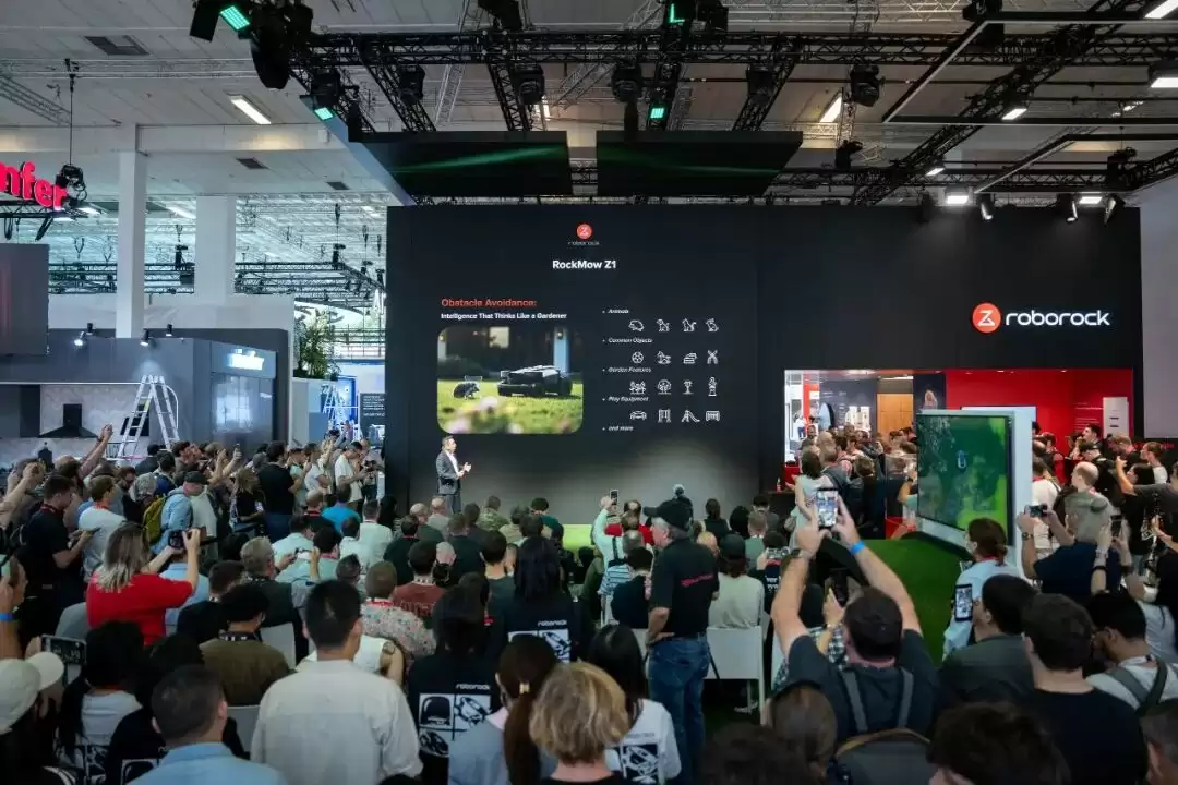 从扫地机到割草机：石头的「功夫」，藏在技术与极致体验里