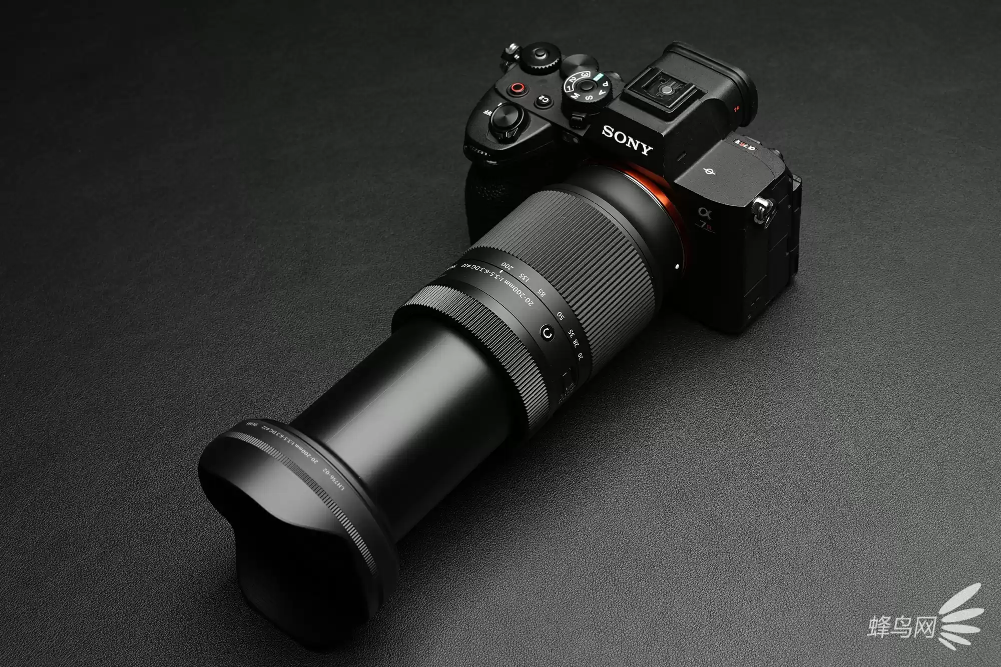 适合旅行的变焦头 适马20-200mm F3.5-6.3 DG 