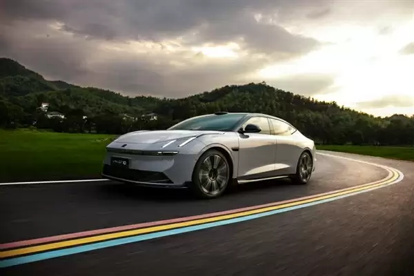 16.38万起 领克10 EM-P杀疯！上市56分钟 大定破万台