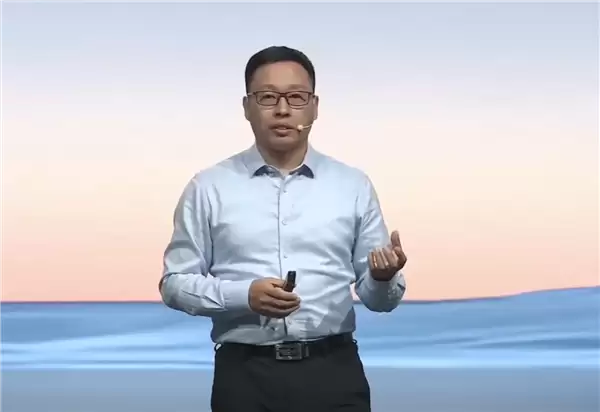 华为靳玉志：不要相信马斯克说的“纯视觉好” 激光雷达才更好