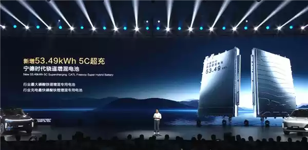 最便宜的9系旗舰SUV!新款深蓝S09上市:23.99万起