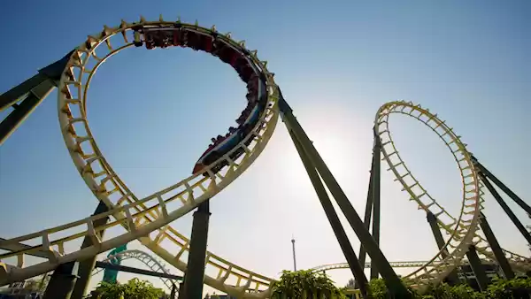 男子坐过山车听到脖子嘎嘣响 去医院检查发现差点瘫痪