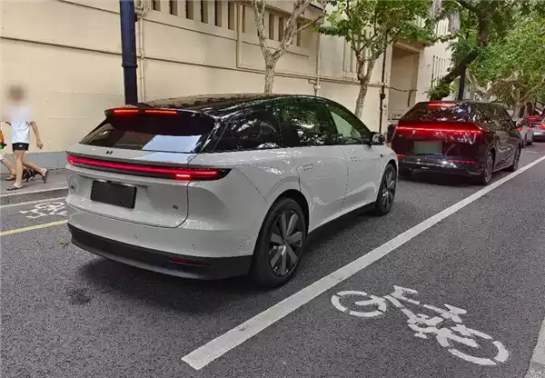 理想纯电路上最关键一环 全新i6实车曝光:预计售价25万级