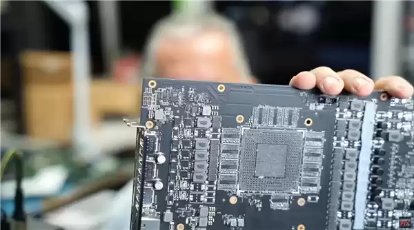 受害者+1!二手平台买RTX 4090:GPU芯片、显存全不见