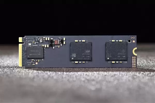 长江存储PC450固态硬盘评测 青出于蓝而胜于蓝