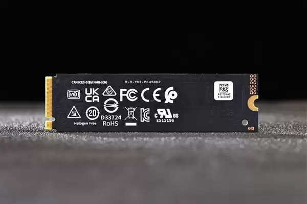 长江存储PC450固态硬盘评测 青出于蓝而胜于蓝