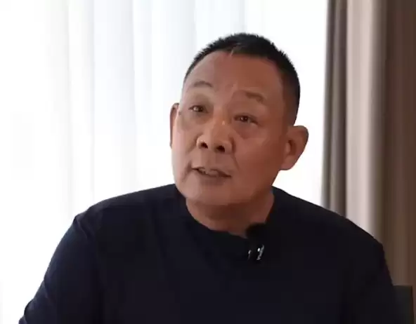 抖音封禁AI仿冒于东来账号 竟有1000多个黑灰产团伙 福建一企业被罚15万