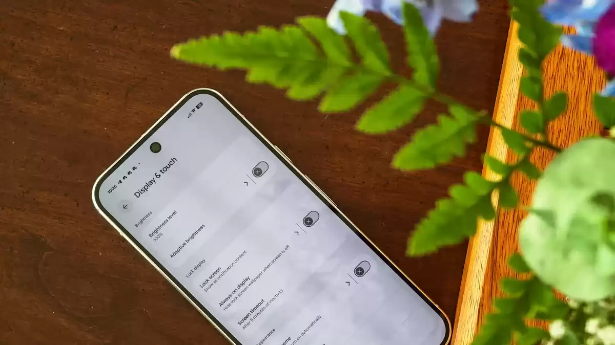 谷歌 Pixel 10 Pro 手机屏幕“不够护眼”，480Hz PWM 调光落后于竞品