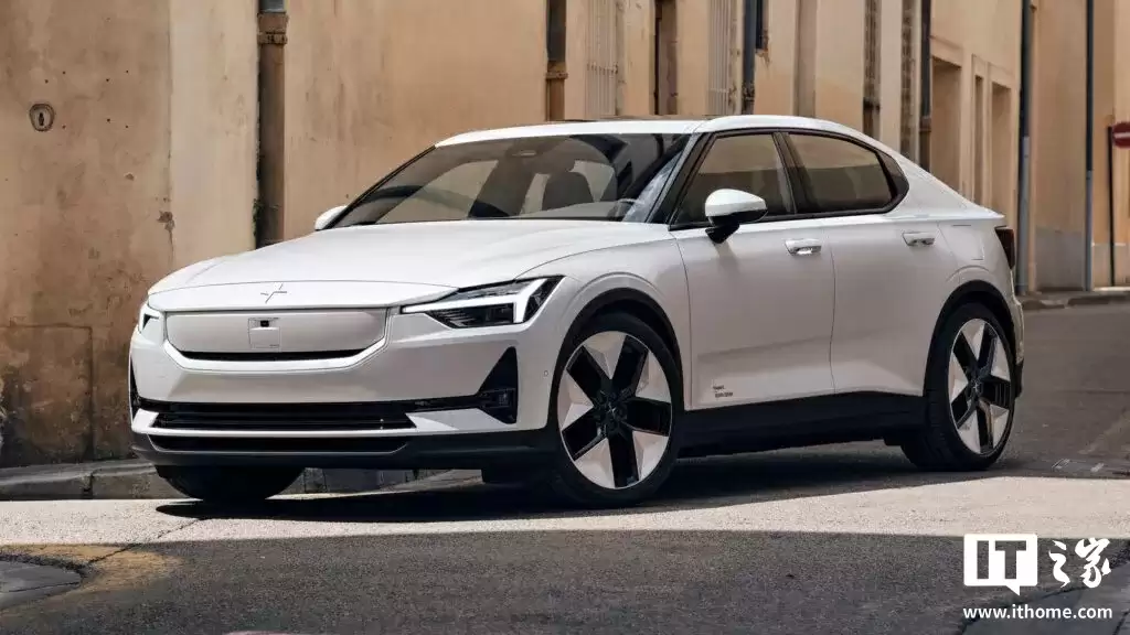 极星 6 电动敞篷车被“搁置”，品牌重心转向更高销量车型