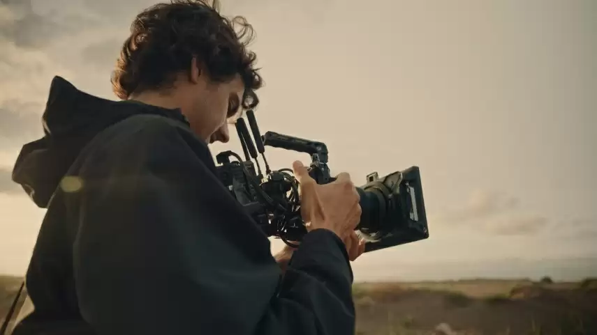 尼康发布与RED联袂打造的全画幅“Z CINEMA”系列微单相机ZR 尼康发布与RED联袂打造的全画幅“Z CINEMA”系列微单相机ZR