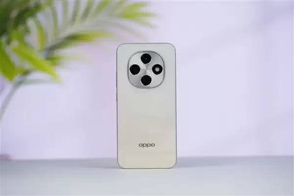 开启手机6年耐用新时代！OPPO A6 Pro图赏