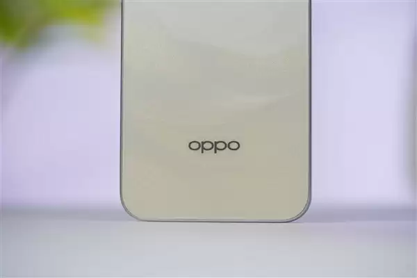 开启手机6年耐用新时代！OPPO A6 Pro图赏