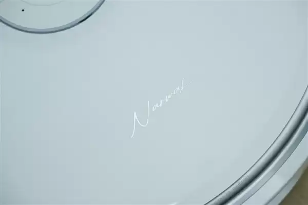 履带式热活水循环洗地！云鲸J6图赏