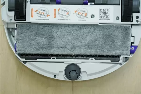 履带式热活水循环洗地！云鲸J6图赏