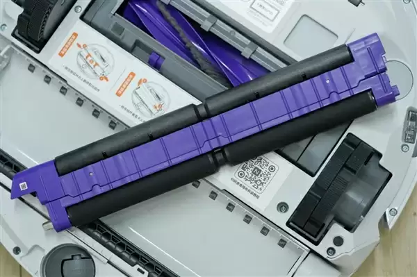 履带式热活水循环洗地！云鲸J6图赏