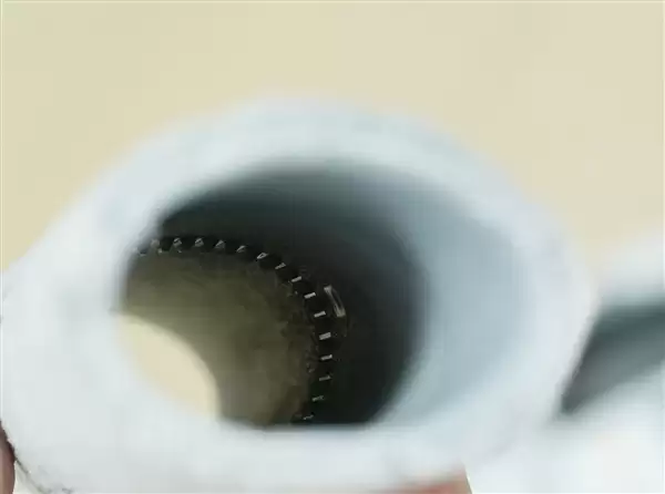 履带式热活水循环洗地！云鲸J6图赏