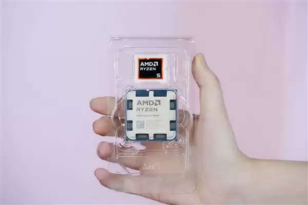 新一代的千元神U！AMD锐龙5 9500F处理器图赏