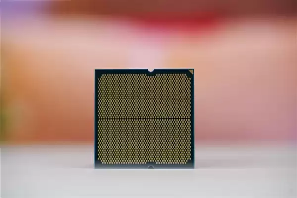 新一代的千元神U！AMD锐龙5 9500F处理器图赏