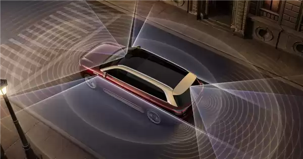 从“不敢想”到“销冠” 问界M9如何用产品力打破国产豪华天花板