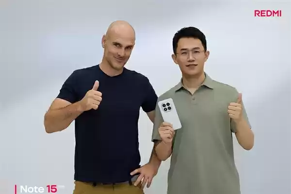 网友让李楠评价王腾 李楠:真的不熟