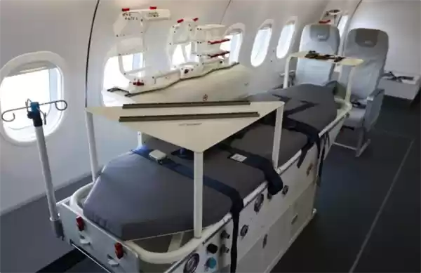 首架国产C909医疗机交付中国飞龙通航 具备高原机场起降能力 被称为“空中ICU”