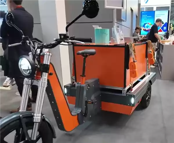 慕尼黑车展惊现电动三蹦子：可换电可模块化 更没有链条