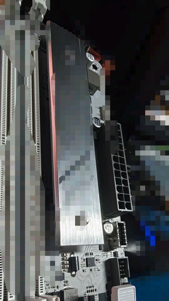 华硕推出B850M主板，白色外观支持DDR5超频与WIFI7