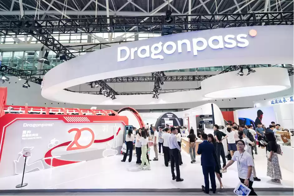 龙腾出行战略升级,打造“AI驱动的全球领先的旅行和生活方式平台”