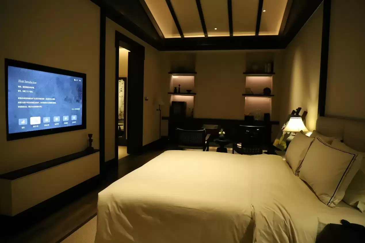 TCL酒店电视:重构酒店智能交互逻辑 破解“降本”与“体验”双重困局