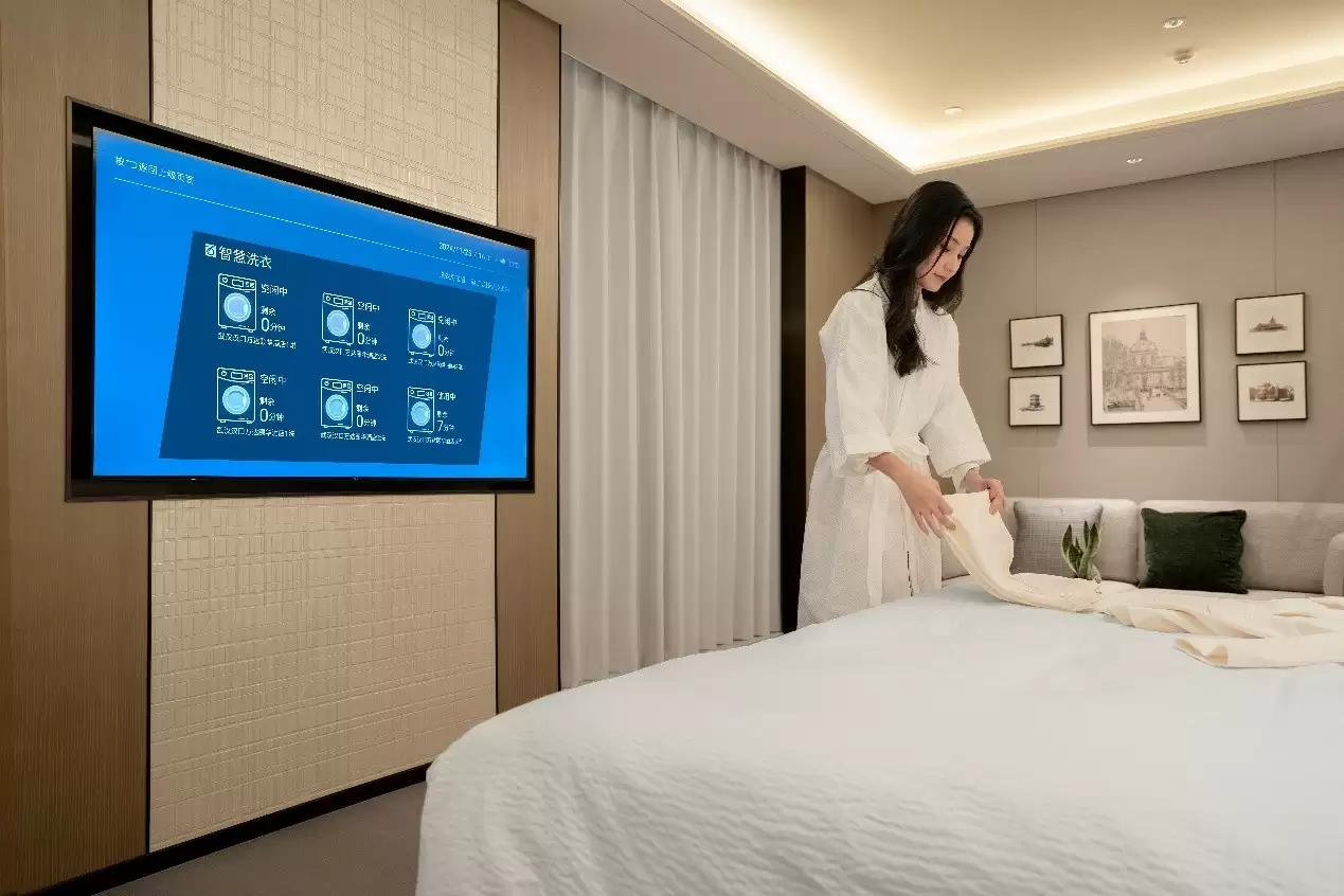 TCL酒店电视:重构酒店智能交互逻辑 破解“降本”与“体验”双重困局