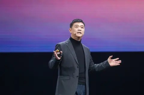 领克10EM-P上市，售价16.38万起，续航待提升但个性鲜明