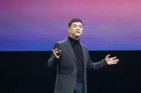 领克10EM-P上市，售价16.38万起，续航待提升但个性鲜明