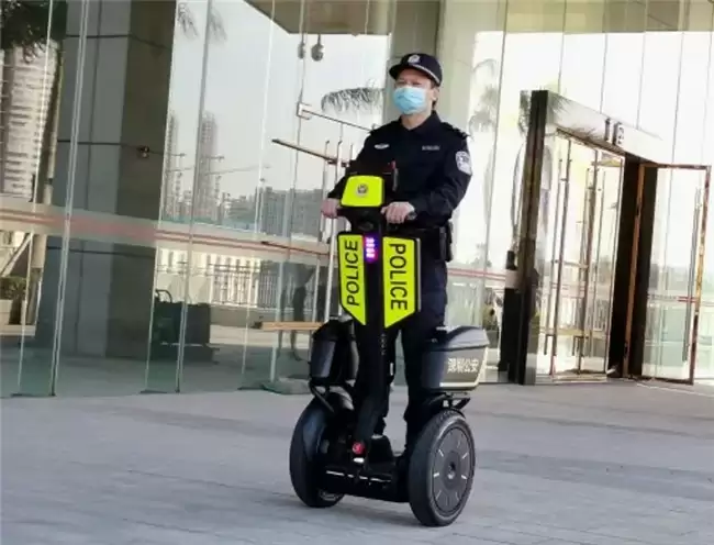 九号警务电动车在河南洛阳上岗 智能配置+高效性能助力交警守护城市安全