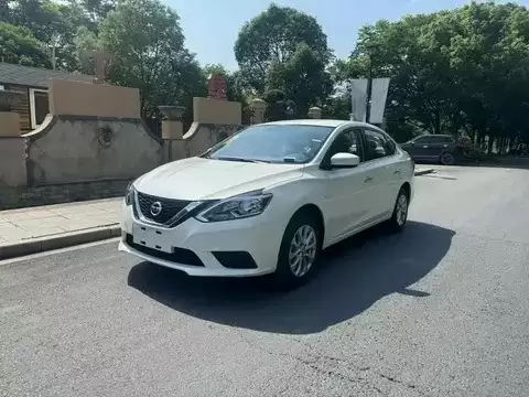 新款轩逸亮相,外观大改能否延续热销神话?